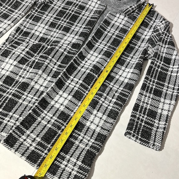 Express oversized womens open front cardigan sweater sz XS black and white - Picture 5 of 6